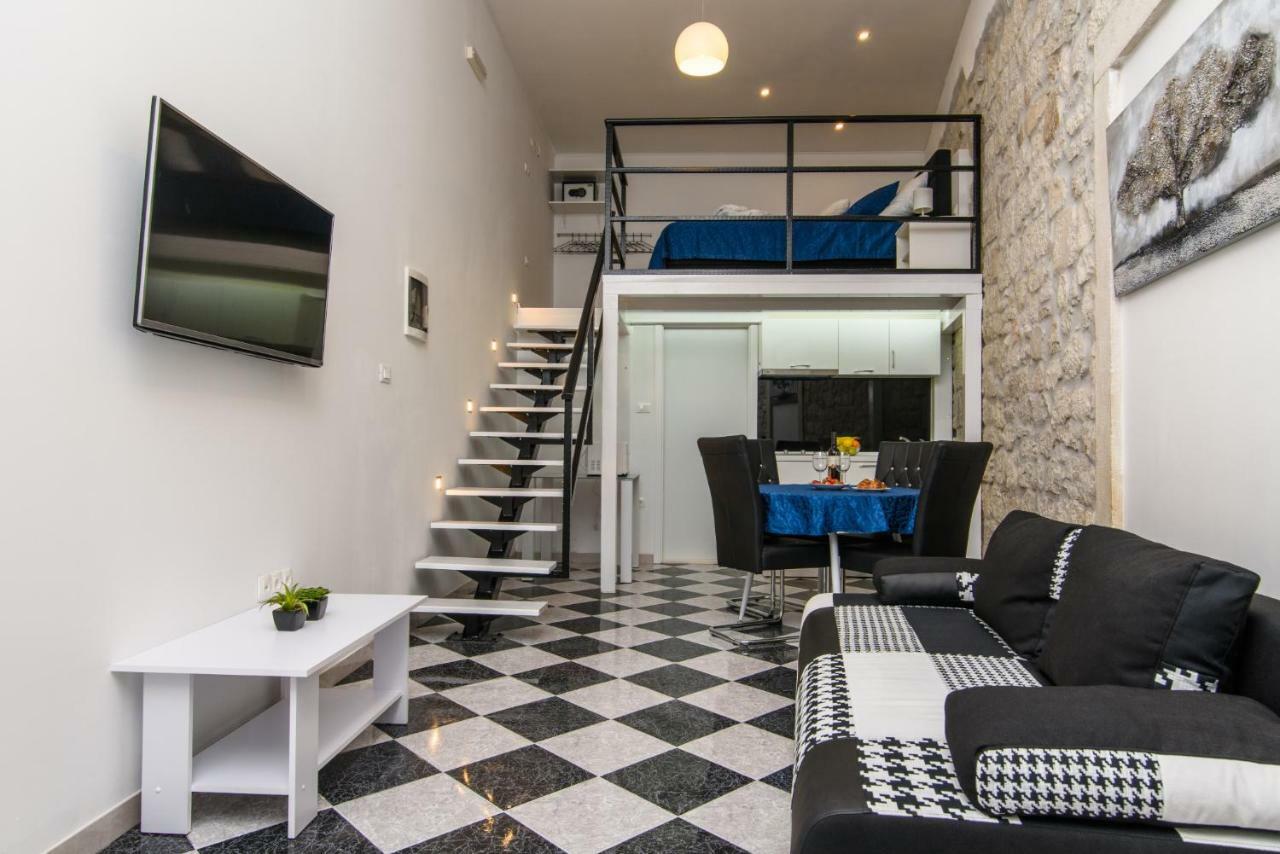 Studio Apartman Rea Trogir Eksteriør bilde